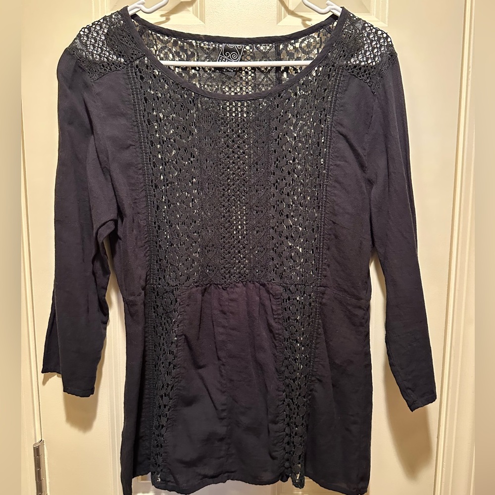 Small Black Sheer Lace Blouse Lace detail on front & back CASUAL STUDIO